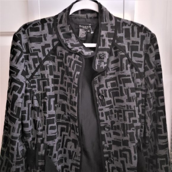 Dashing black and grey lined jacket. By Sandro Size X-Large - Picture 2 of 7